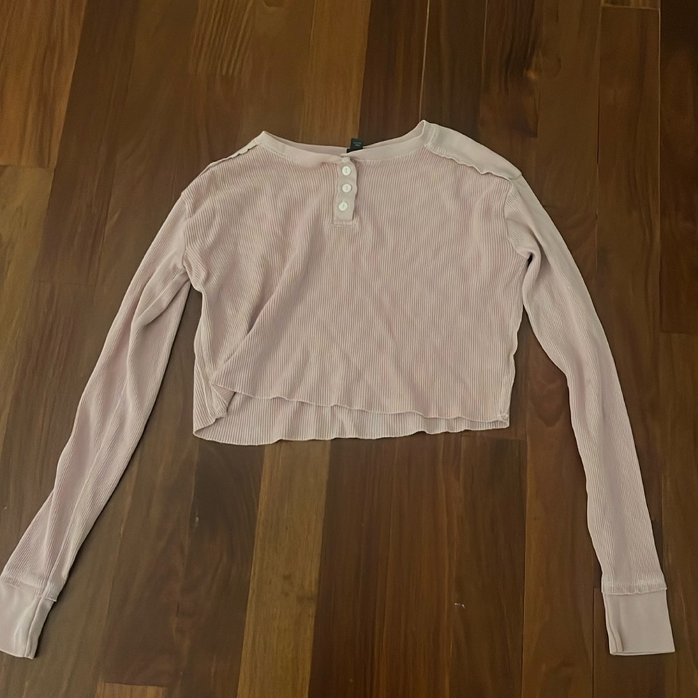 Long sleeve crop